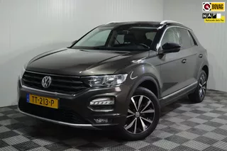 Volkswagen T-Roc 1.0 TSI Style / Virtual Cockpit / Adap. Cruise / Carplay / Trekhaak / NL auto