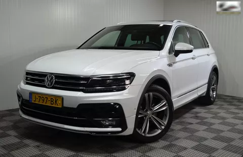 Volkswagen Tiguan 1.5 TSI ACT Highline Business 2x R-Line / Panno / Trekh. / Stoelverw. / Camera / Virtual / 1 eigenaar / NL auto