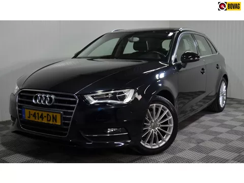 Audi A3 Sportback 1.4 TFSI CoD Ambition Pro S-Line / Trekh. / Pano / Stoelverw.