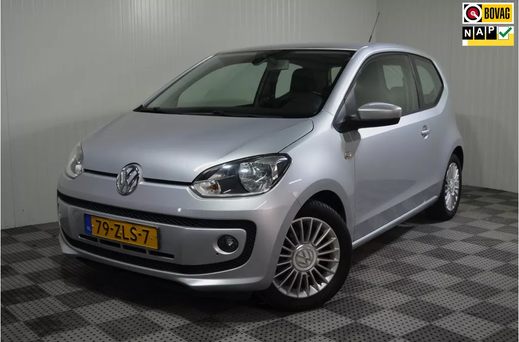 Volkswagen Up! 1.0 high up! BlueMotion / Navi. / LM velgen / NL auto