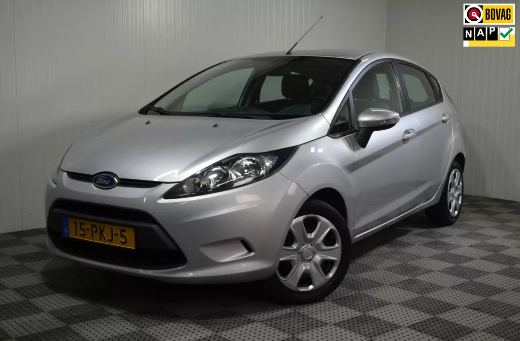 Ford Fiesta 1.4 Trend / Automaat / Pdc / NL auto