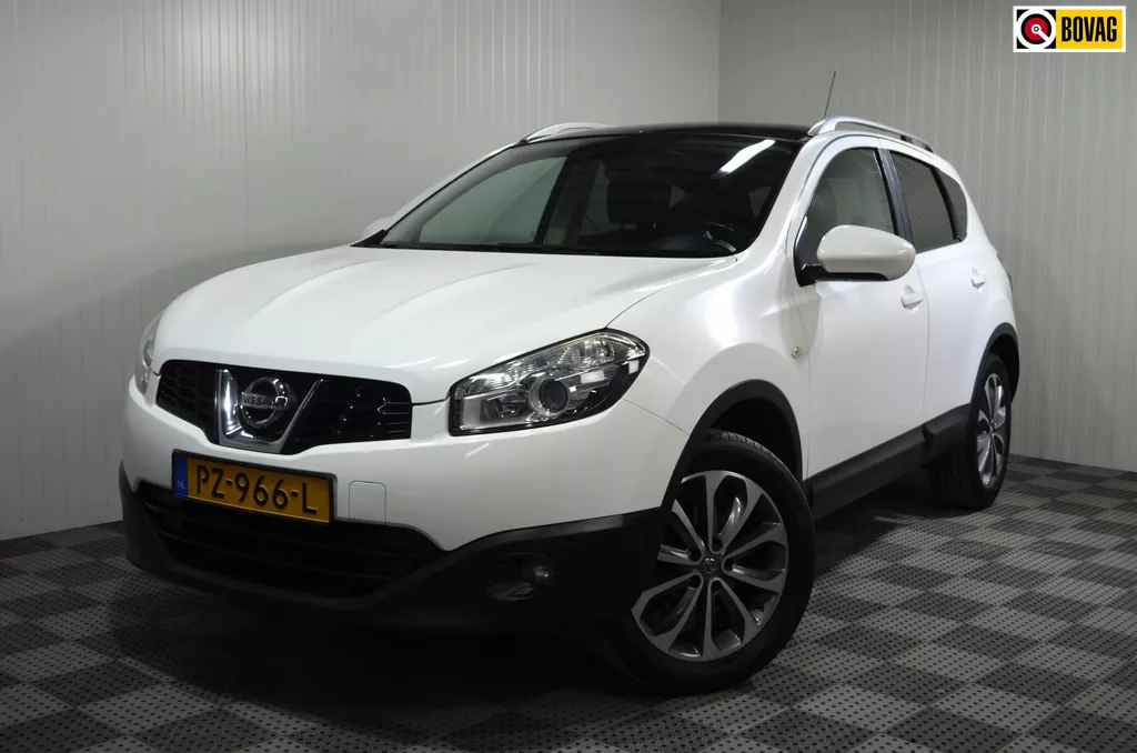 Nissan Qashqai 2.0 Acenta / Trekhaak / Pano / Navi. / Camera