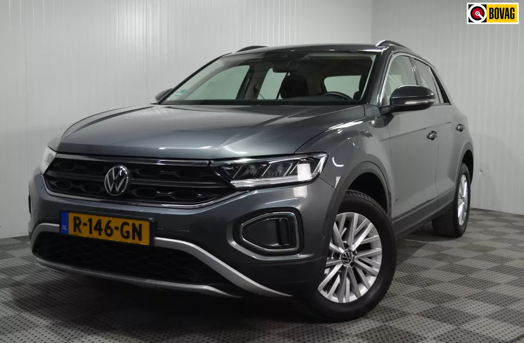 Volkswagen T-Roc 1.0 TSI Life Business / Camera / Adap.cruise / Carplay / Pdc / digi. cockpit / Stoelverwarming.