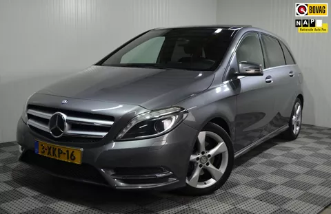 Mercedes-Benz B-klasse 180 Ambition / Automaat / Pano / Navi./ Pdc / Xenon / Cruise / NL auto